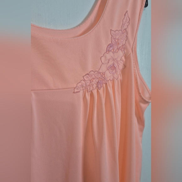 LORRAINE Peach Nylon Midi NIGHT gownwith - Picture 2 of 6